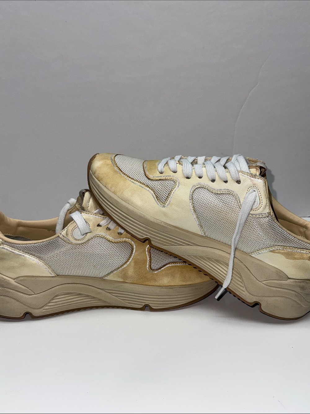 Golden Goose Style Cream Runner Sneakers - Picture 7 of 10